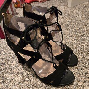 NIB Circus by Sam Edelman Emilia Black Heels 7M
